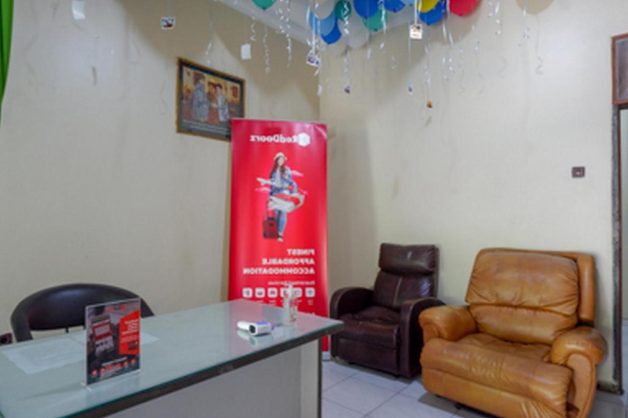 Hotel Reddoorz Near Rsud Kudus Exterior foto